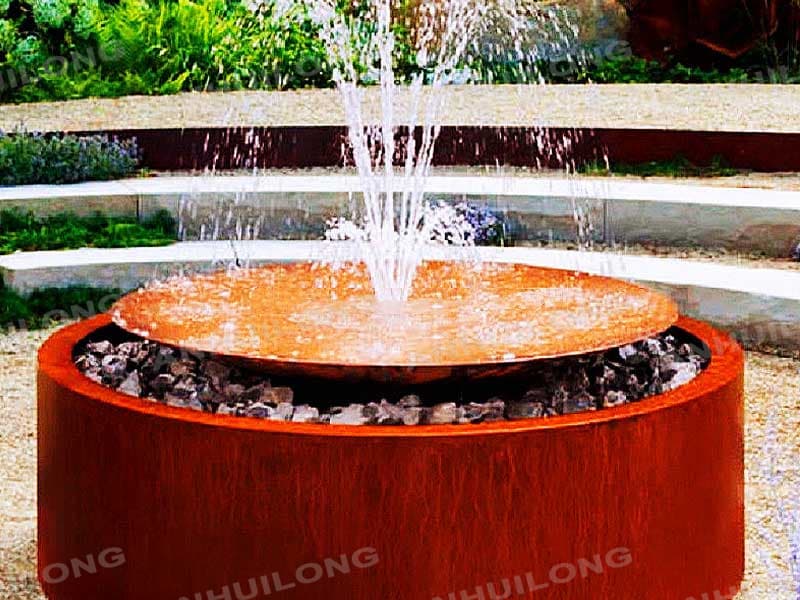 <h3>Stonegarden - Troughs and fountains made of natural stone</h3>
