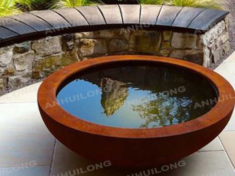 <h3>Corten Steel Water Features: A Symphony of Style and Function </h3>
